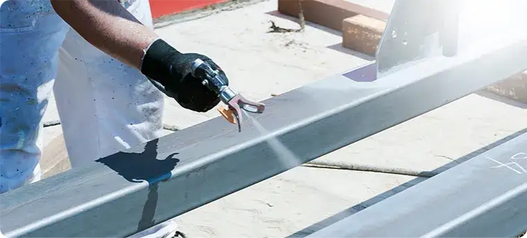 Zdjęcie Jaka farba do stali? Wybierz najlepszą ochronę antykorozyjną