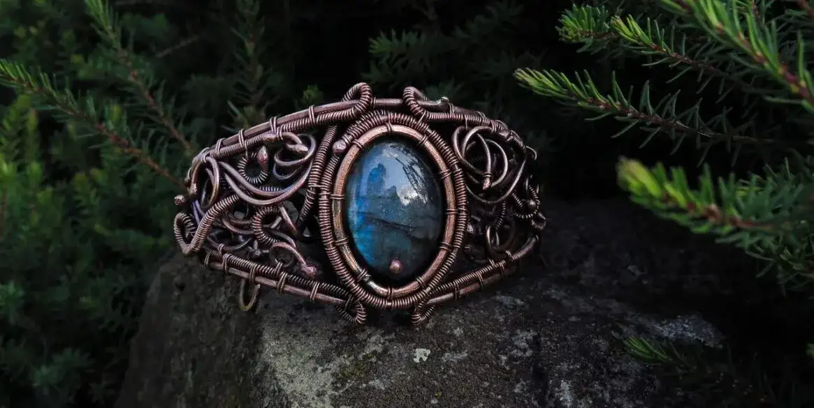 Zdjęcie Czy bransoletki magnetyczne naprawdę pomagają w odchudzaniu? Fakty i mity