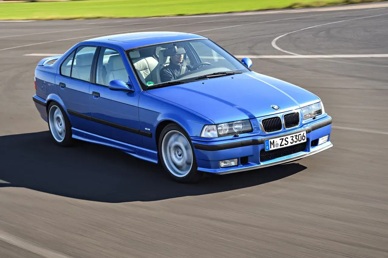 Zdjęcie E36 BMW M3 - poznaj jego osiągi, historię i tajemnice modyfikacji