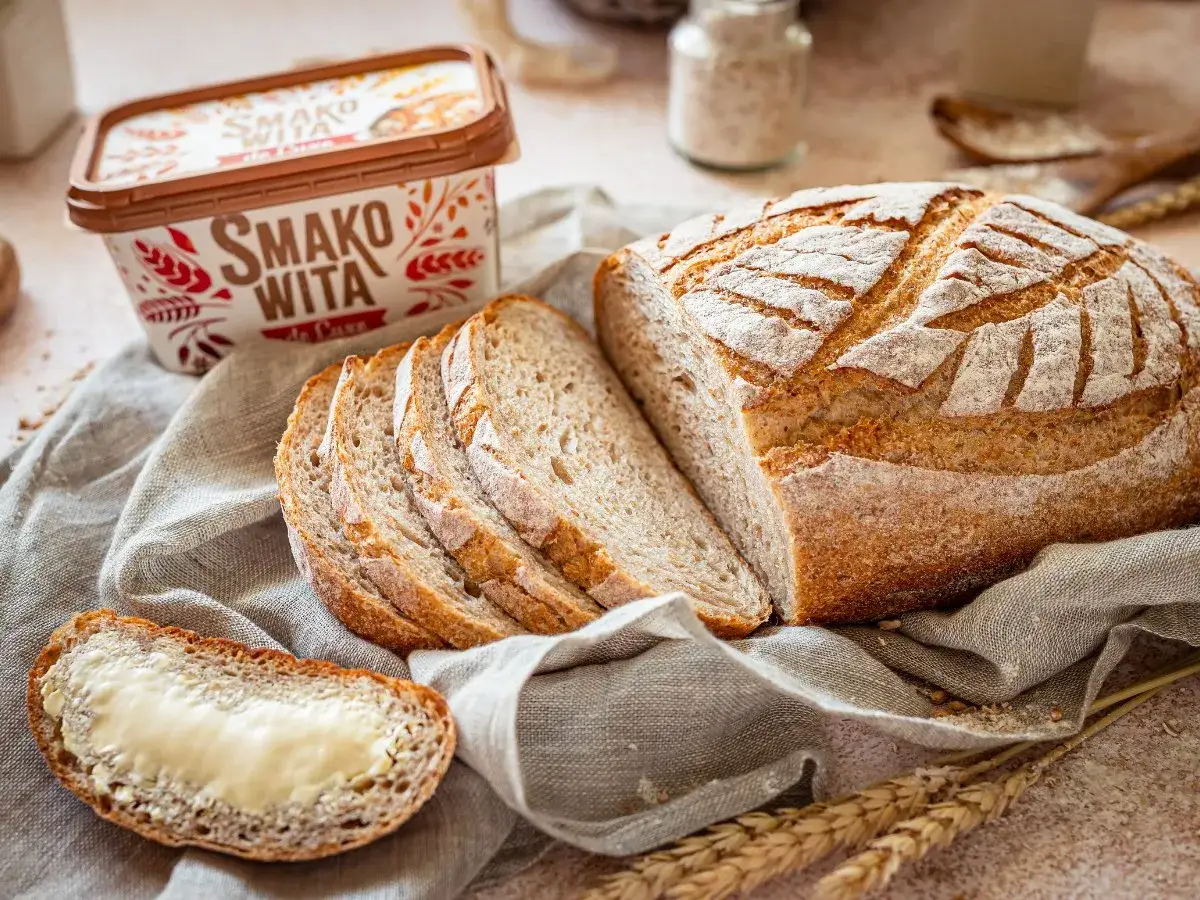 Zdjęcie Jak upiec chleb w prosty sposób - krok po kroku do idealnego wypieku