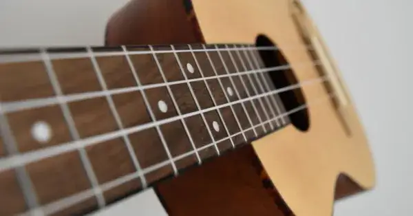 Zdjęcie Ukulele jak grać - proste kroki do nauki gry na instrumencie