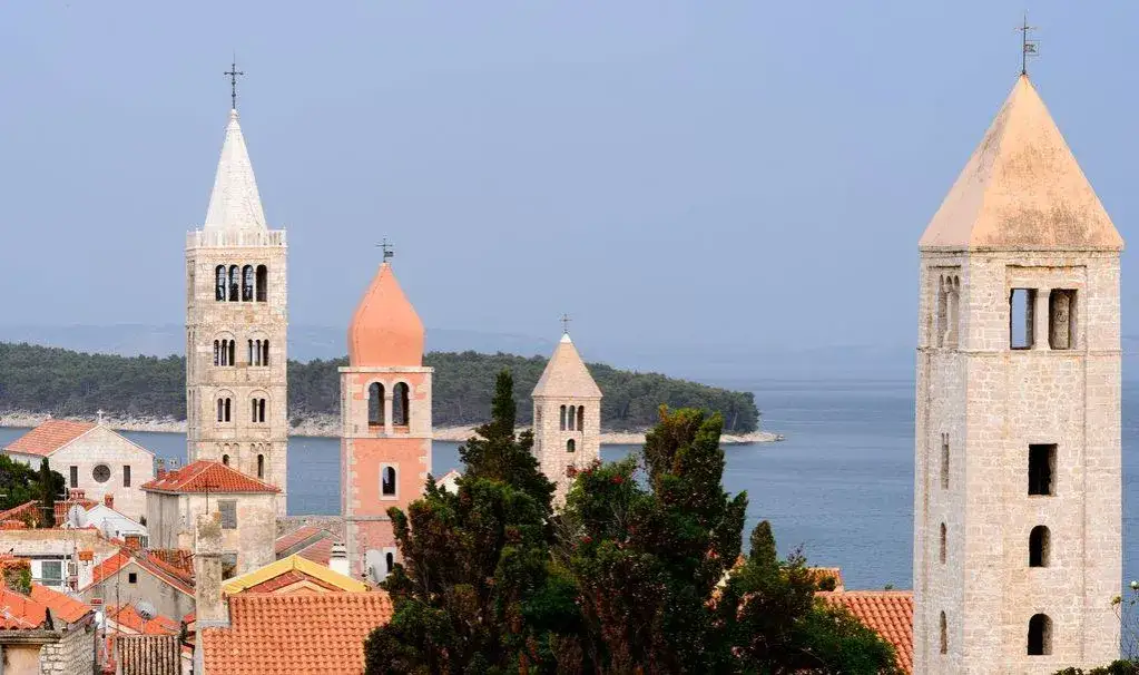 Zdjęcie Najlepsze atrakcje na wyspie Rab, które musisz zobaczyć