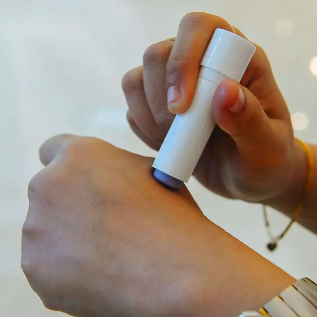 Zdjęcie Jak sprawdzić czy kosmetyk uczula i uniknąć nieprzyjemnych reakcji