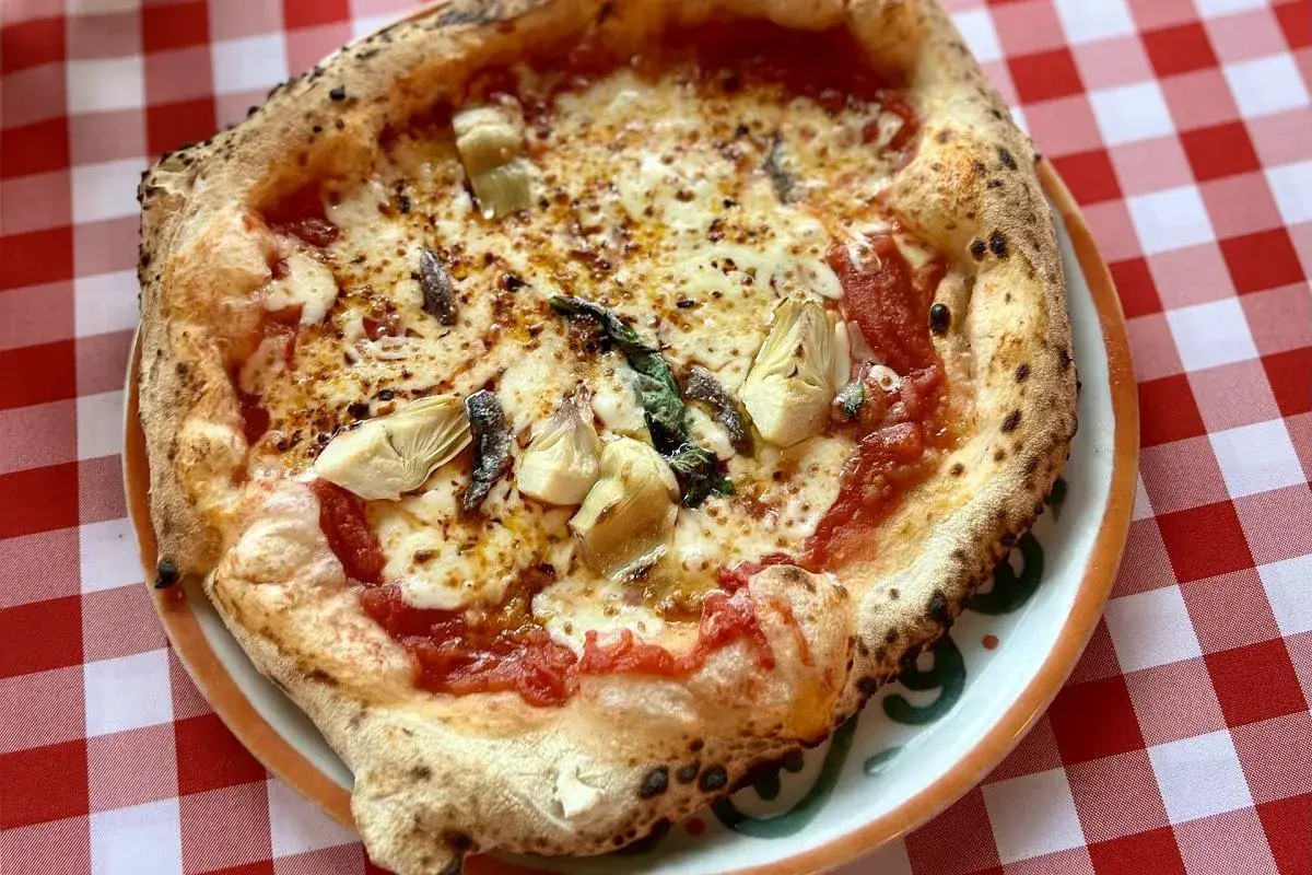 Zdjęcie Gdzie zjeść pizzę w Pizie? Unikaj turystycznych pułapek i ciesz się smakiem