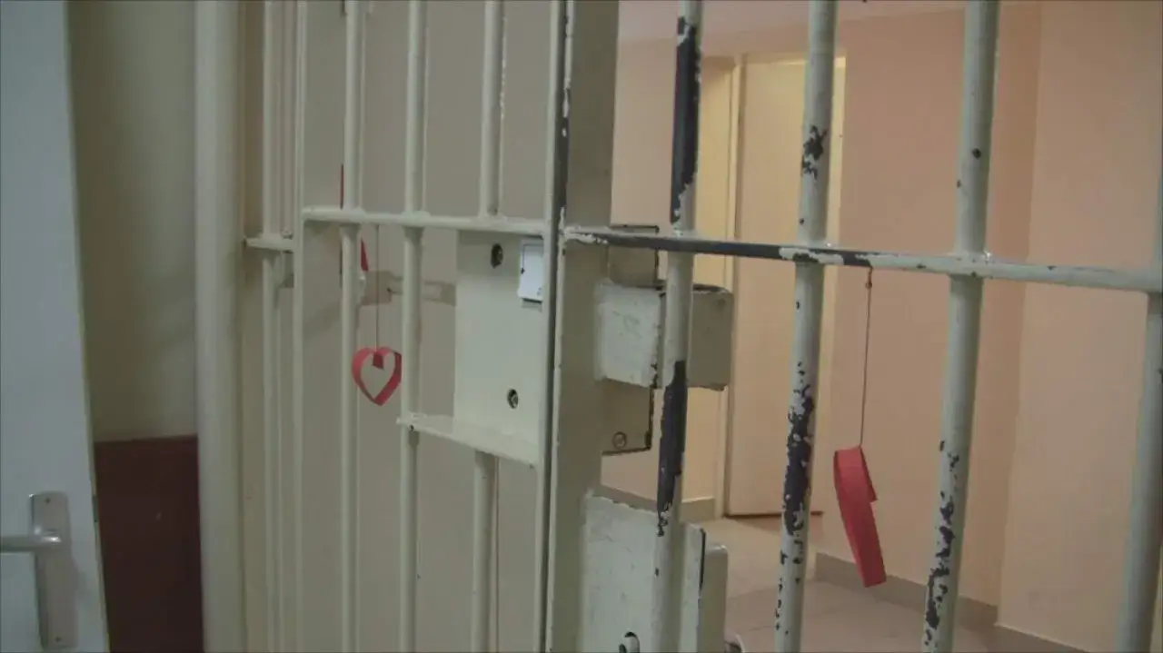 Zdjęcie Jak wygląda areszt w Szczecinie? Zaskakujące prawdy o warunkach życia