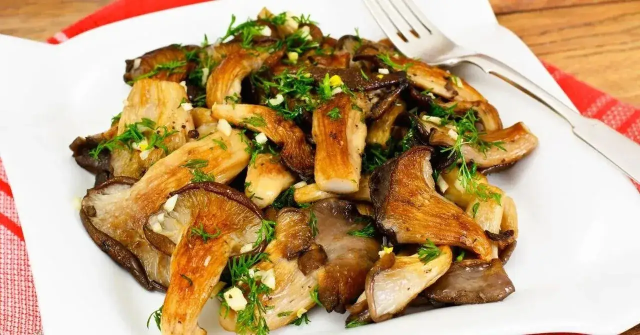 Zdjęcie Jak przyrządzić boczniaki na patelni, by były idealnie chrupiące