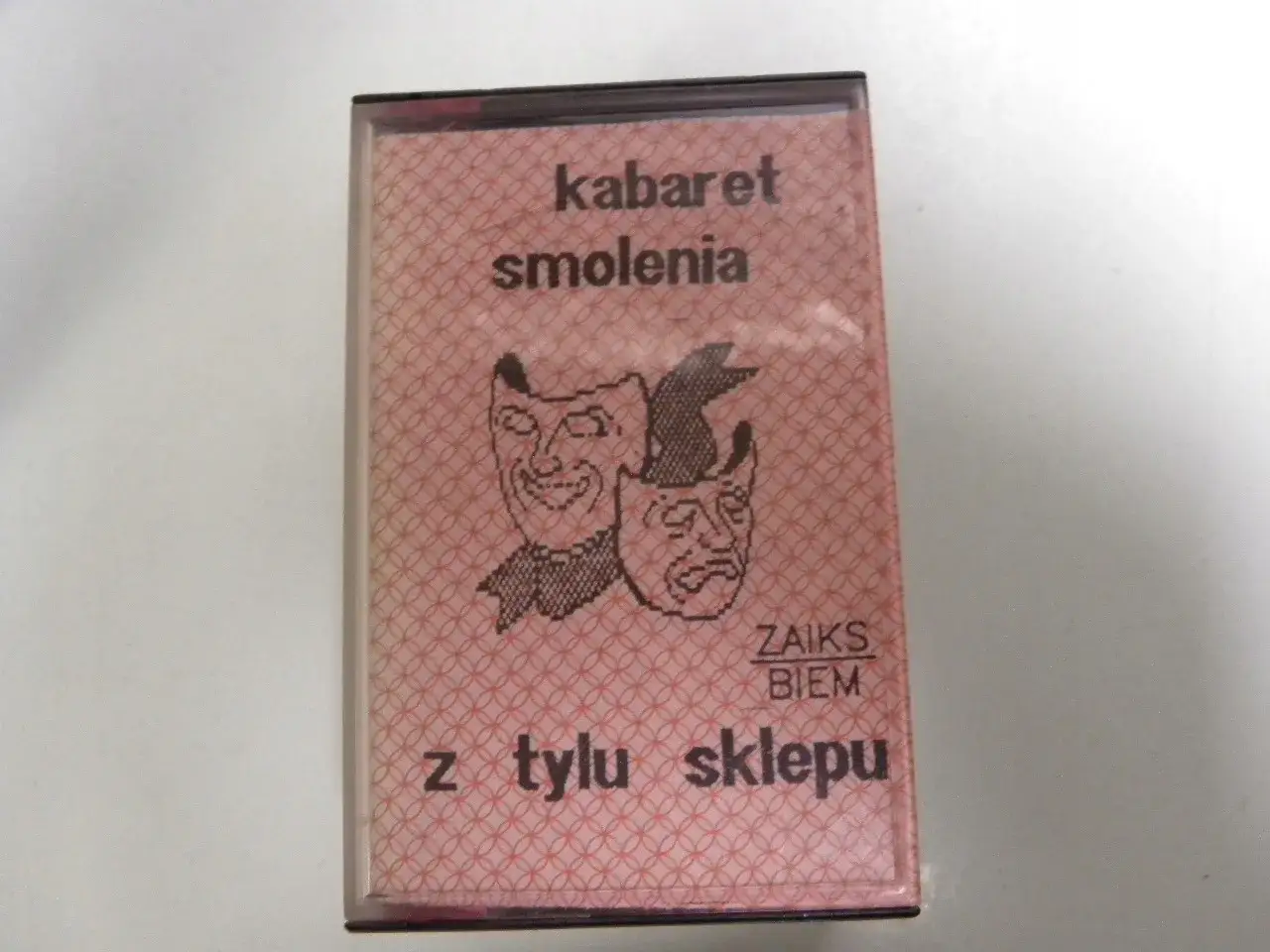 Zdjęcie Kabaret Smolenia: Historia, skecze i wpływ Bohdana Smolenia na kulturę