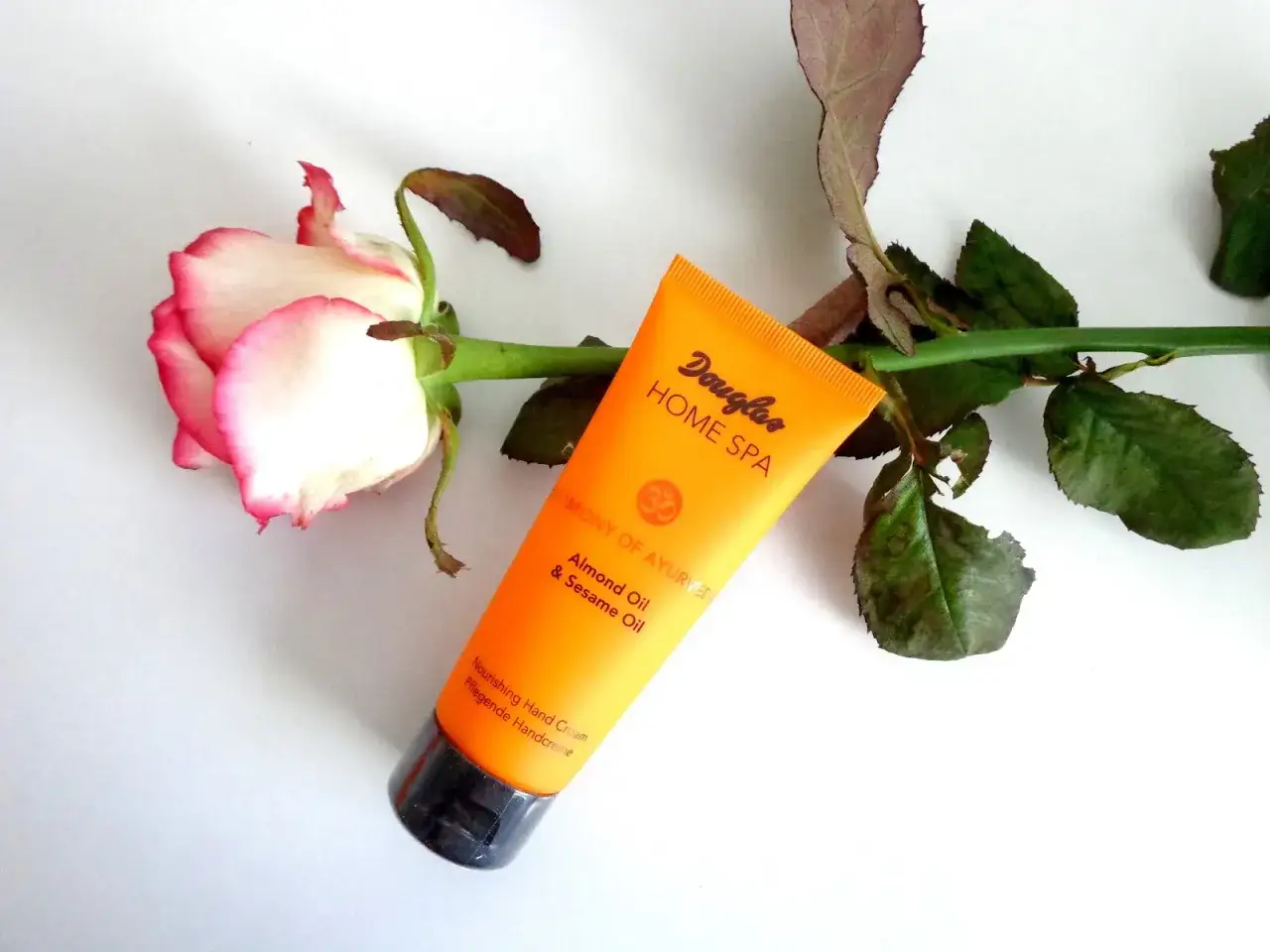 Douglas Home Spa krem do rąk składniki