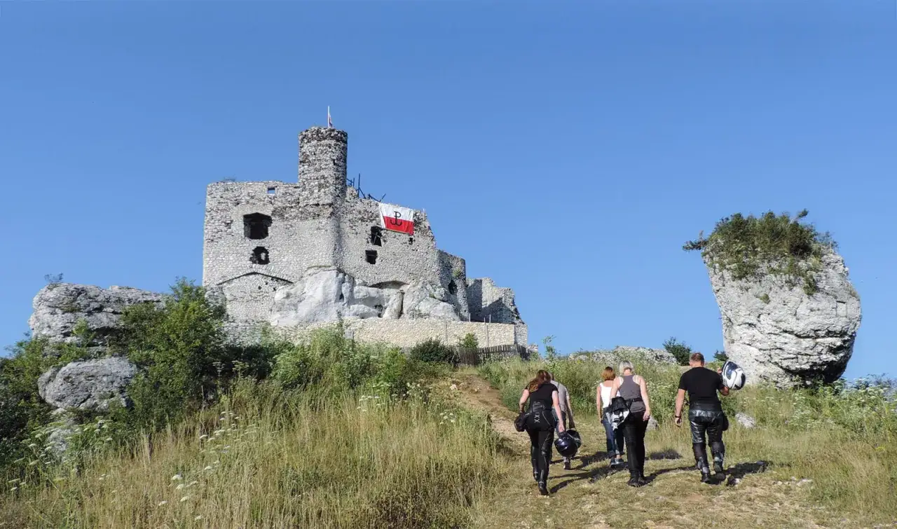 Zdjęcie Szlak orlich gniazd trasa motocyklowa - odkryj najpiękniejsze miejsca