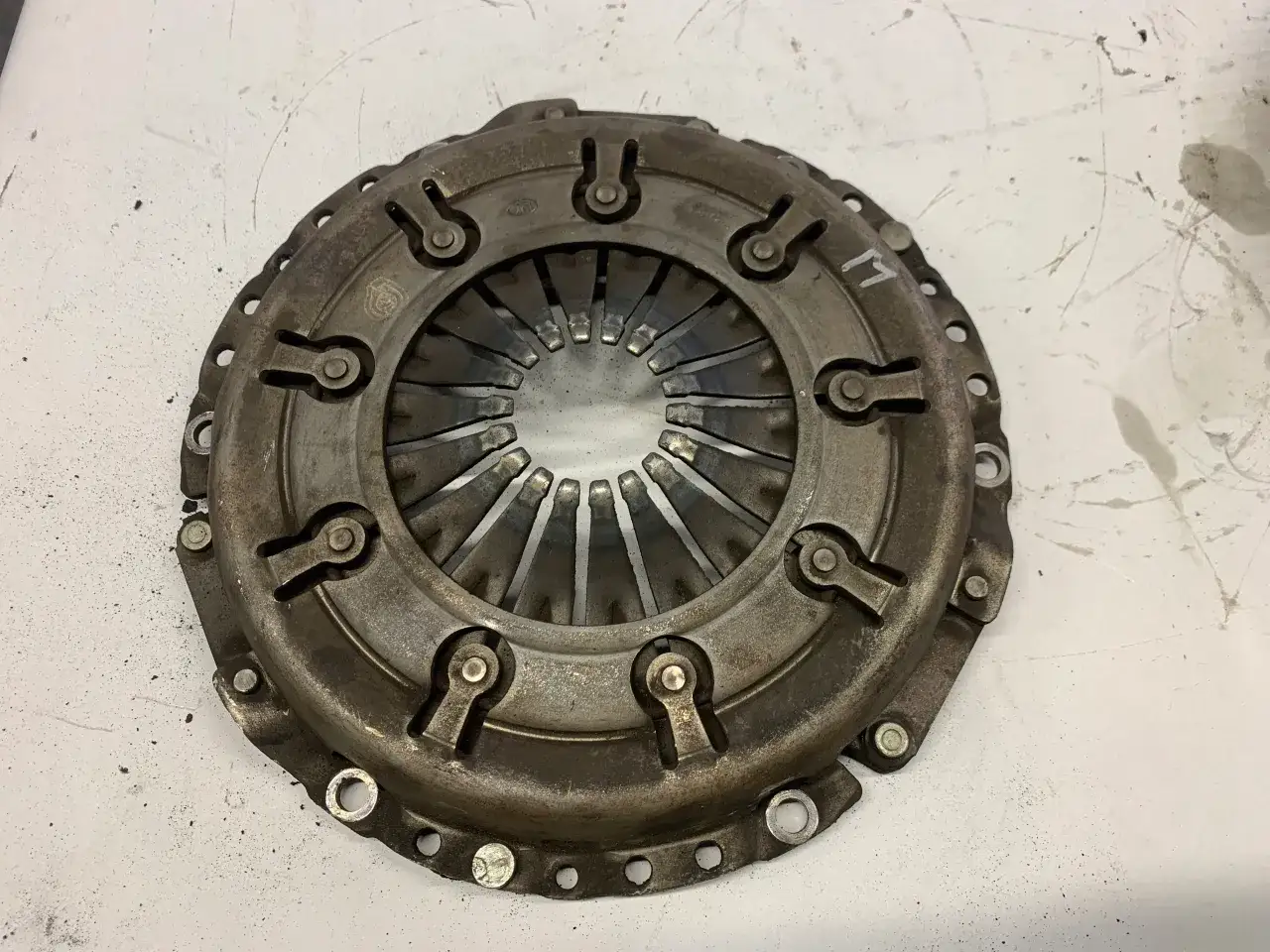 Zdjęcie Jakie sprzęgło do Audi A4 B6 2.0 ALT: porównanie najlepszych rozwiązań