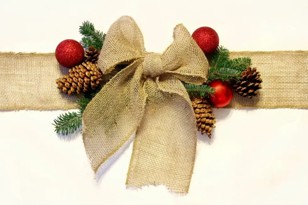 ozdoby świąteczne z juty, dekoracje wielkanocne z juty