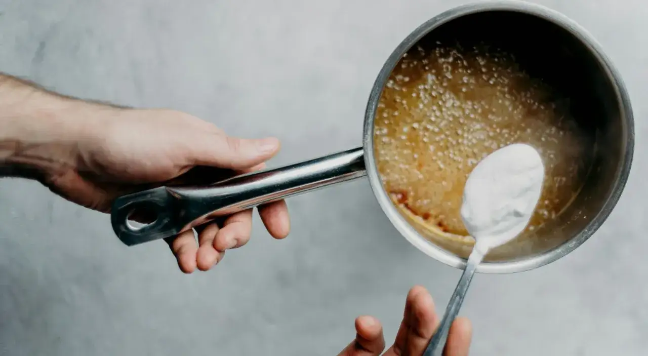 Dalgona candy ingredients and equipment