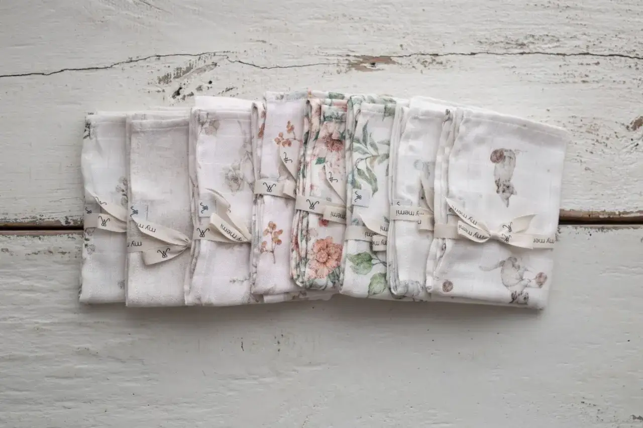 rodzaje myjek dla niemowląt bambusowa muślinowa bawełniana