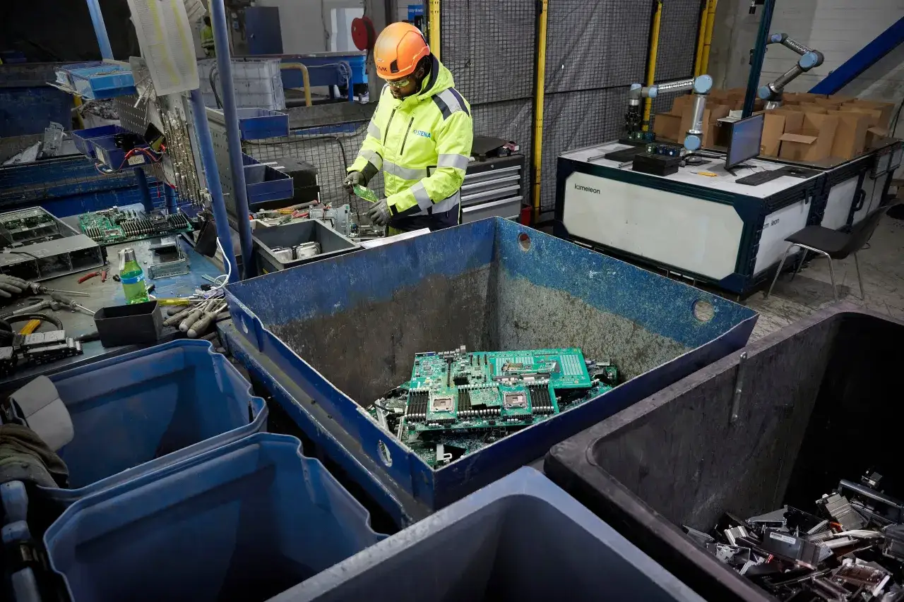 Zdjęcie Jak przetworzyć i zutylizować stary sprzęt AGD? Wszystko o recyklingu urządzeń elektrycznych