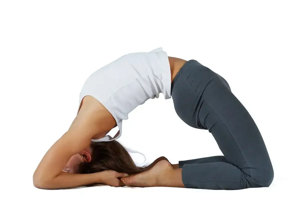 Kobieta ćwicząca jogę, redukcja stresu