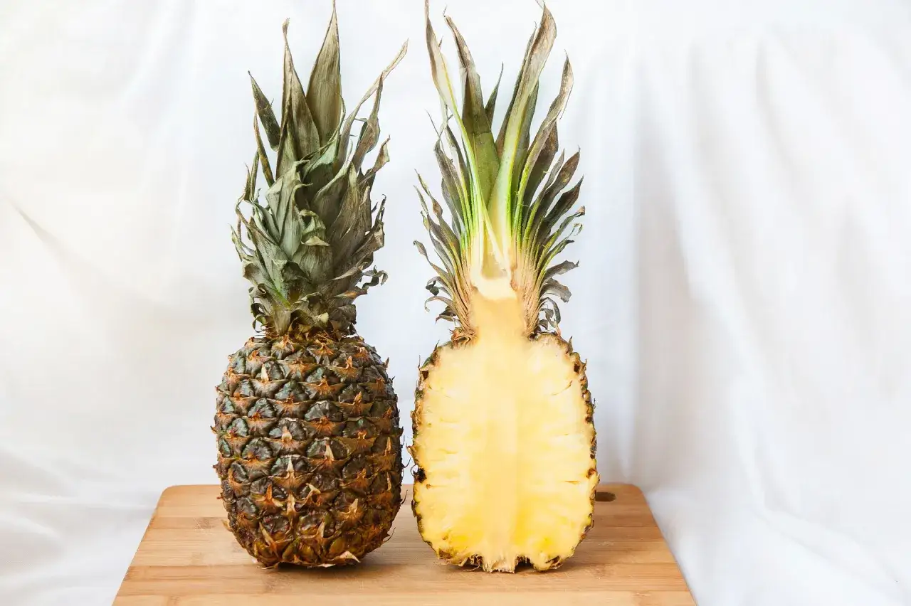 dojrzały ananas jak rozpoznać