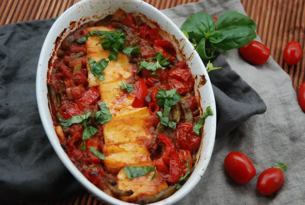 Zapiekanka z halloumi i ziemniakami