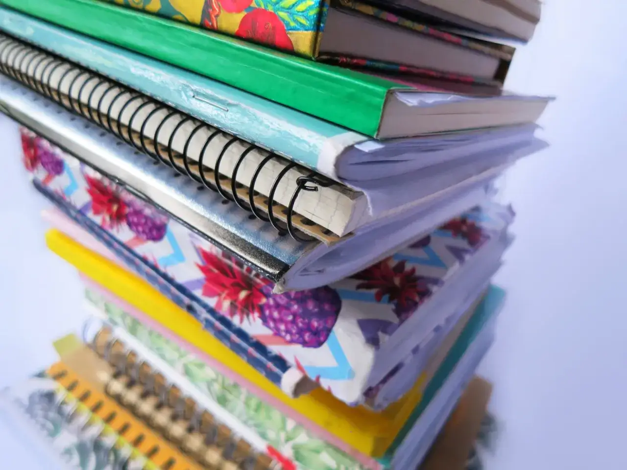 Zdjęcie Co można pisać w zeszycie? Odkryj kreatywne pomysły na notatki