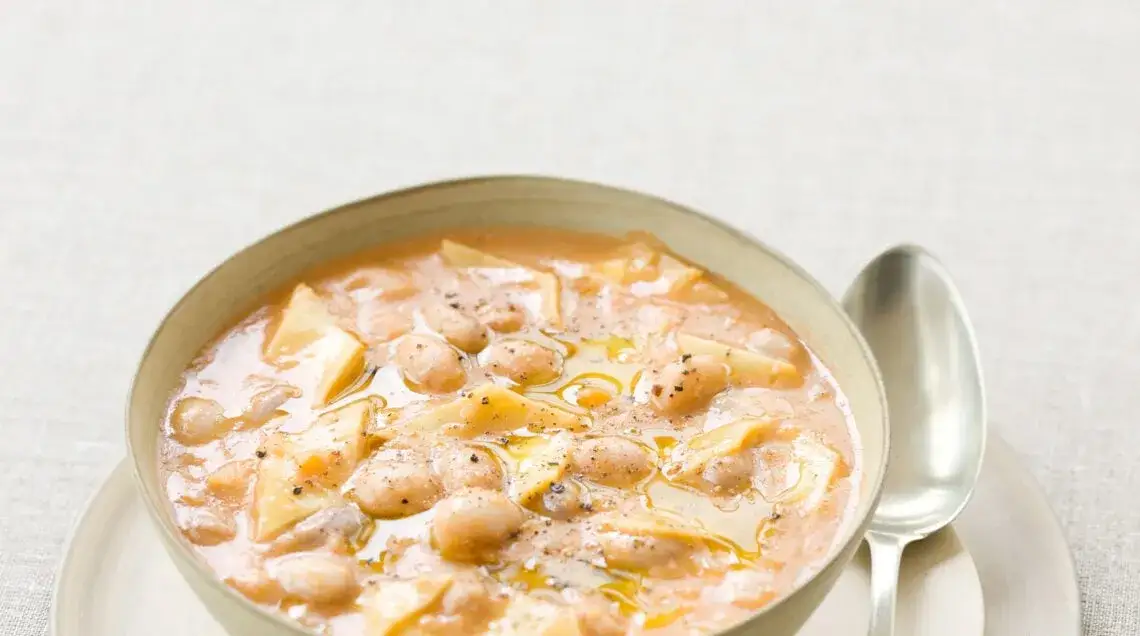minestra di cannellini con pasta