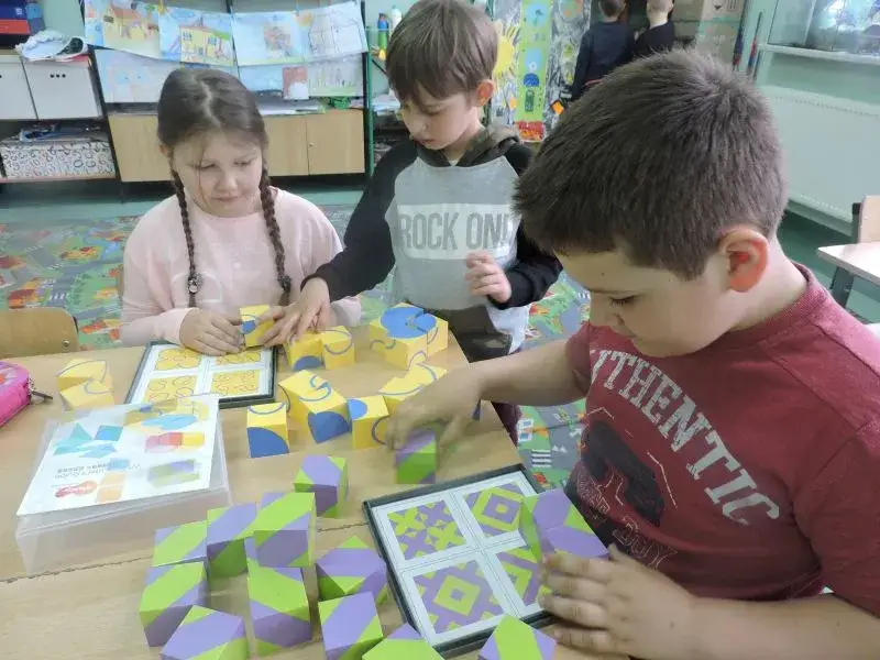 Zdjęcie Zajęcia wyrównawcze z matematyki kl 4 - skuteczne ćwiczenia dla uczniów