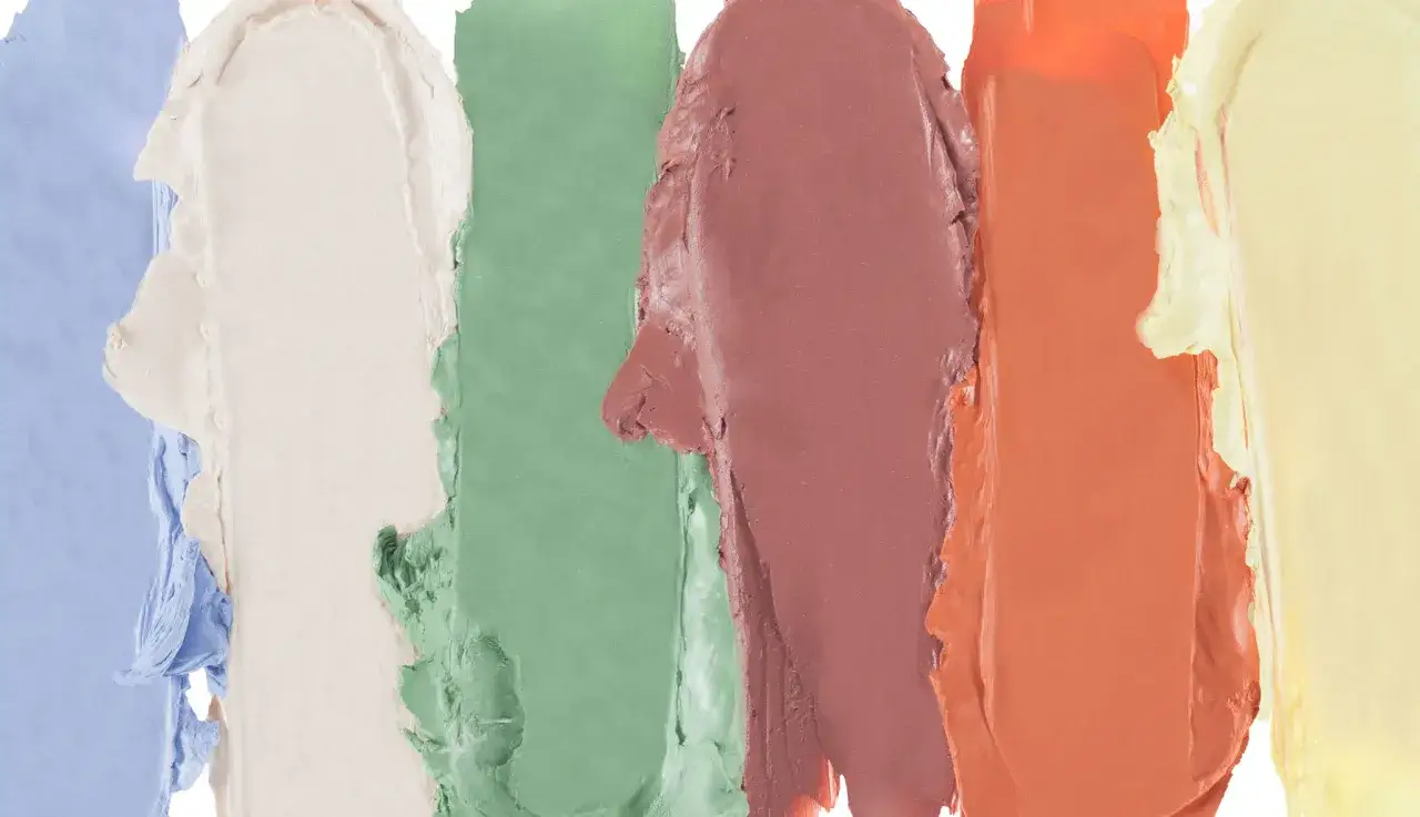 koło barw do korekcji koloru sk&oacute;ry, kolorowe korektory na twarzy