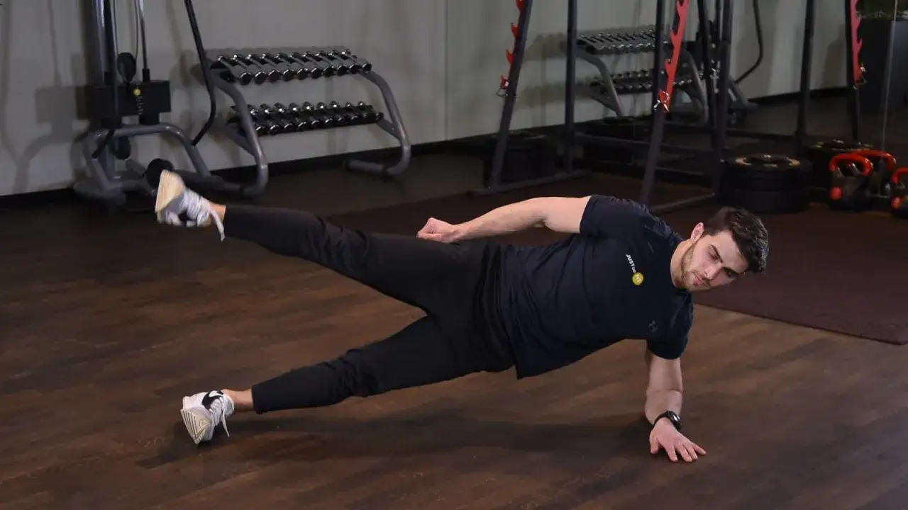 r&oacute;żne warianty deski (side plank, plank z uniesioną nogą)