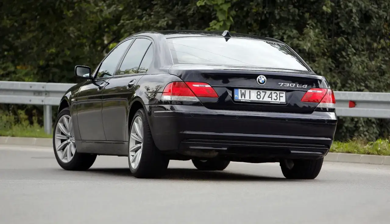 BMW E65 LCI vs przedlift różnice