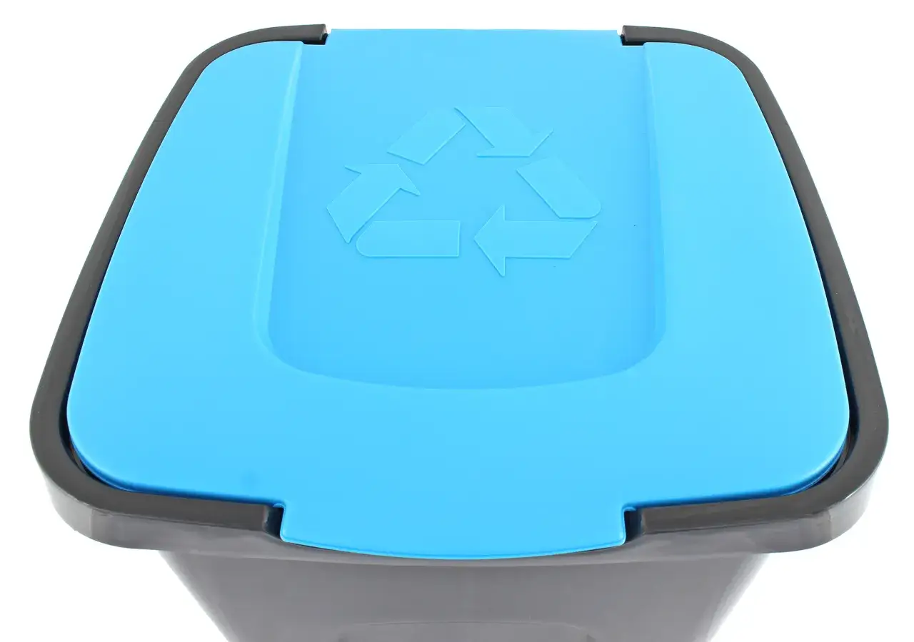 niebieski pojemnik na papier