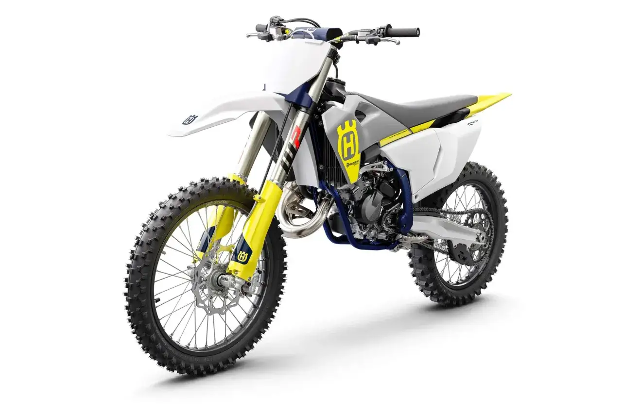 Motocykl Husqvarna TC 125. Poznaj jego husqvarna tc 125 dane techniczne i poczuj moc.