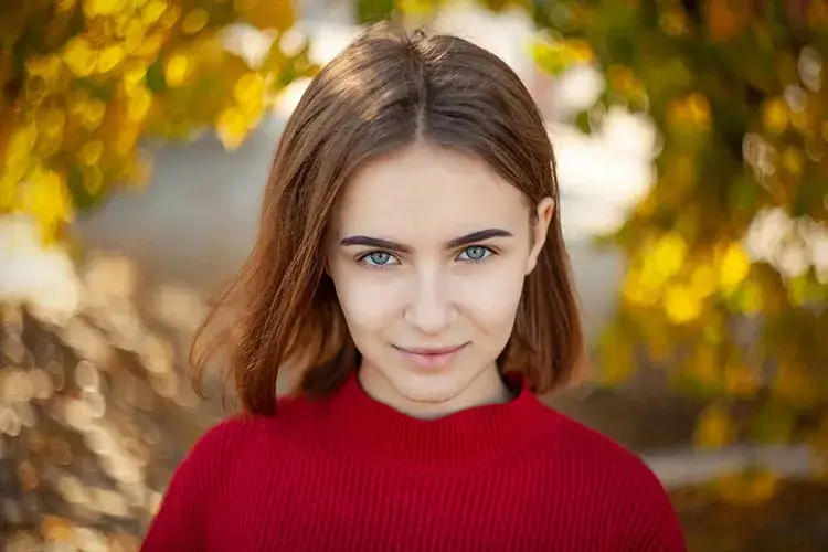 portret plenerowy teleobiektyw bokeh