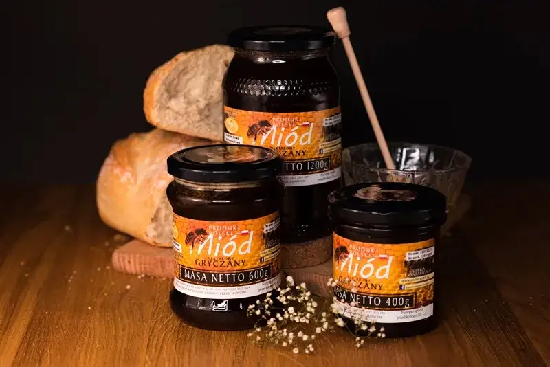 Zdjęcie Miód gryczany na co pomaga? Właściwości, korzyści i przeciwwskazania