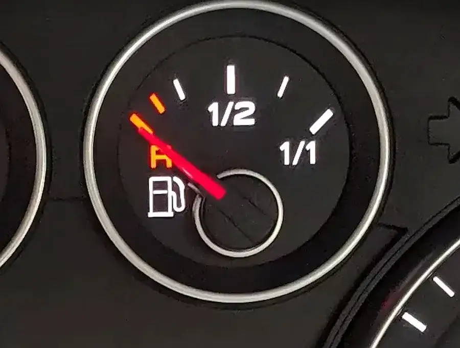 Zdjęcie Ile km na rezerwie diesel? Zaskakujące odległości, które musisz znać