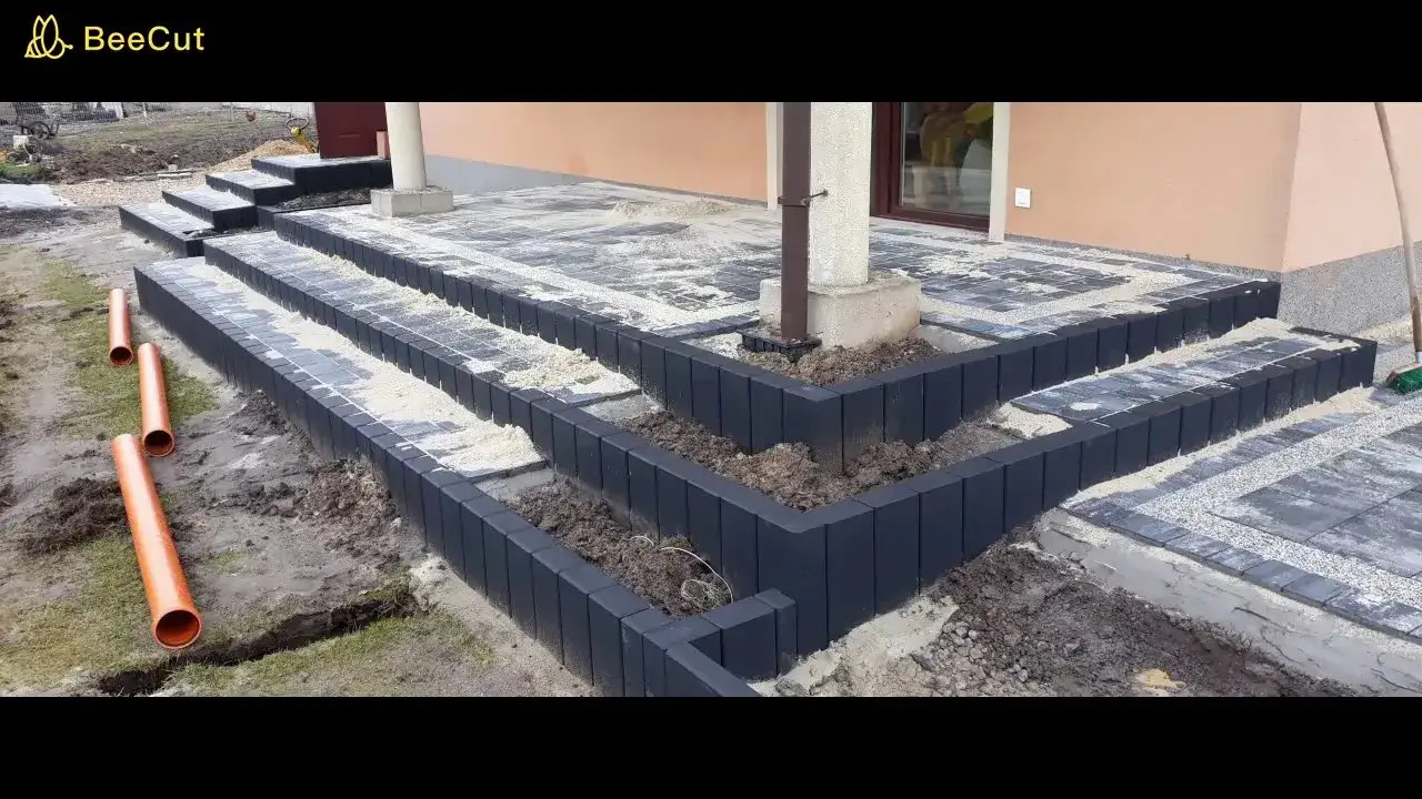 Zdjęcie Proste schody z palisady krok po kroku. Uniknij kosztownych błędów!