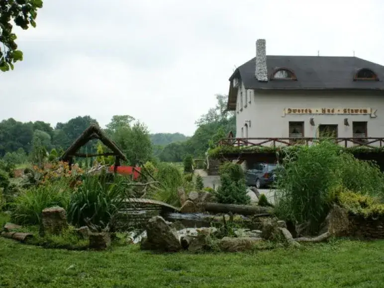 Zdjęcie Dworek nad Stawem Wodzisław Śląski - idealne miejsce na wypoczynek i imprezy