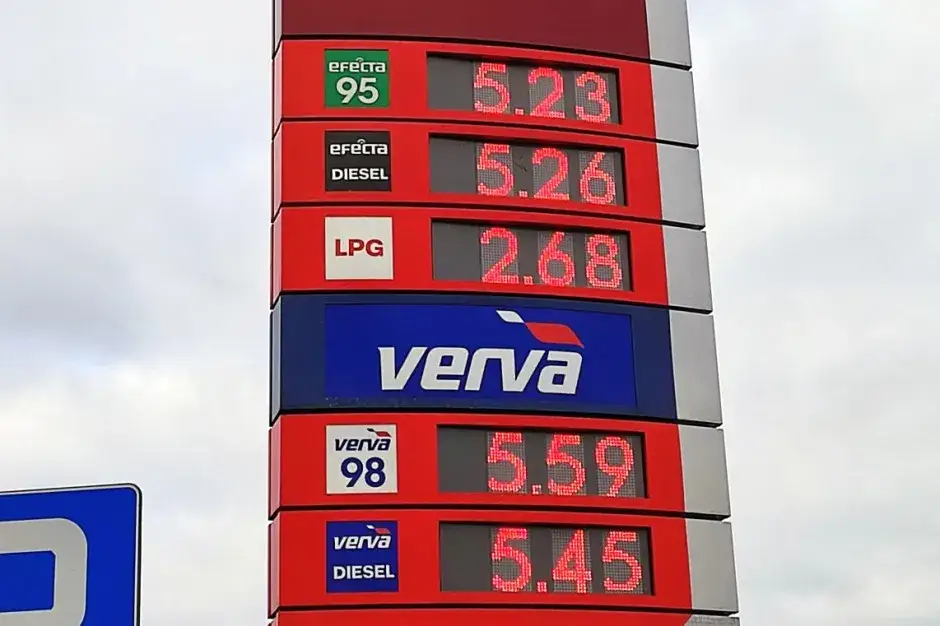 Zdjęcie Ile kosztuje diesel w Czechach? Ceny, które zaskoczą kierowców