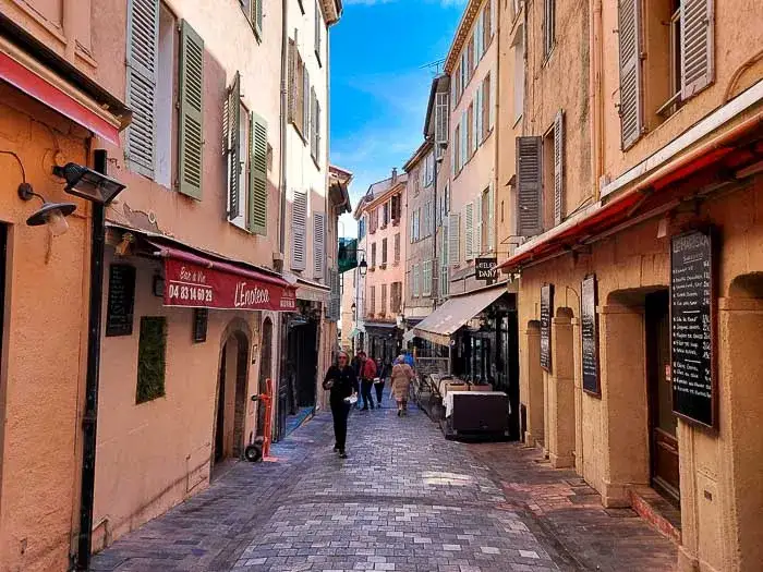 Zdjęcie Cannes atrakcje, które musisz zobaczyć – unikaj rozczarowań