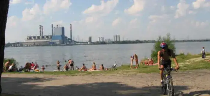 Zdjęcie Jezioro Gosławskie - poznaj wyjątkowy akwen w sercu Wielkopolski