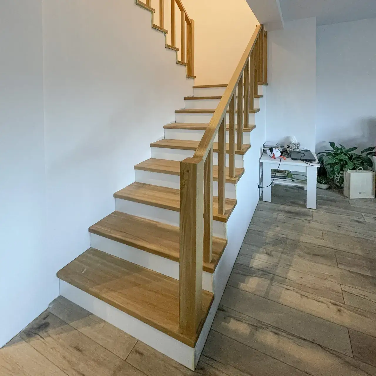 Zdjęcie Schody lane czy drewniane - które wybrać, by uniknąć problemów?