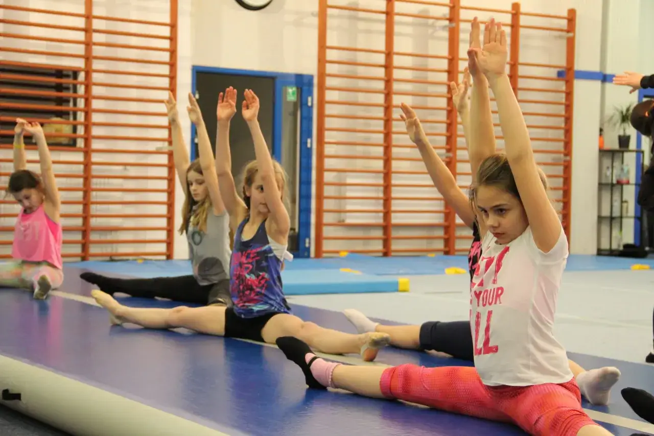 Zdjęcie Zajęcia z akrobatyki Wrocław - najlepsze opcje dla dzieci i dorosłych