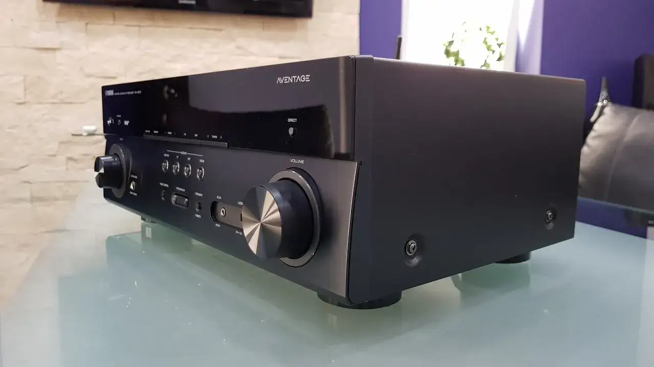 Zdjęcie Amplituner stereo Denon czy Yamaha - który model naprawdę warto wybrać?