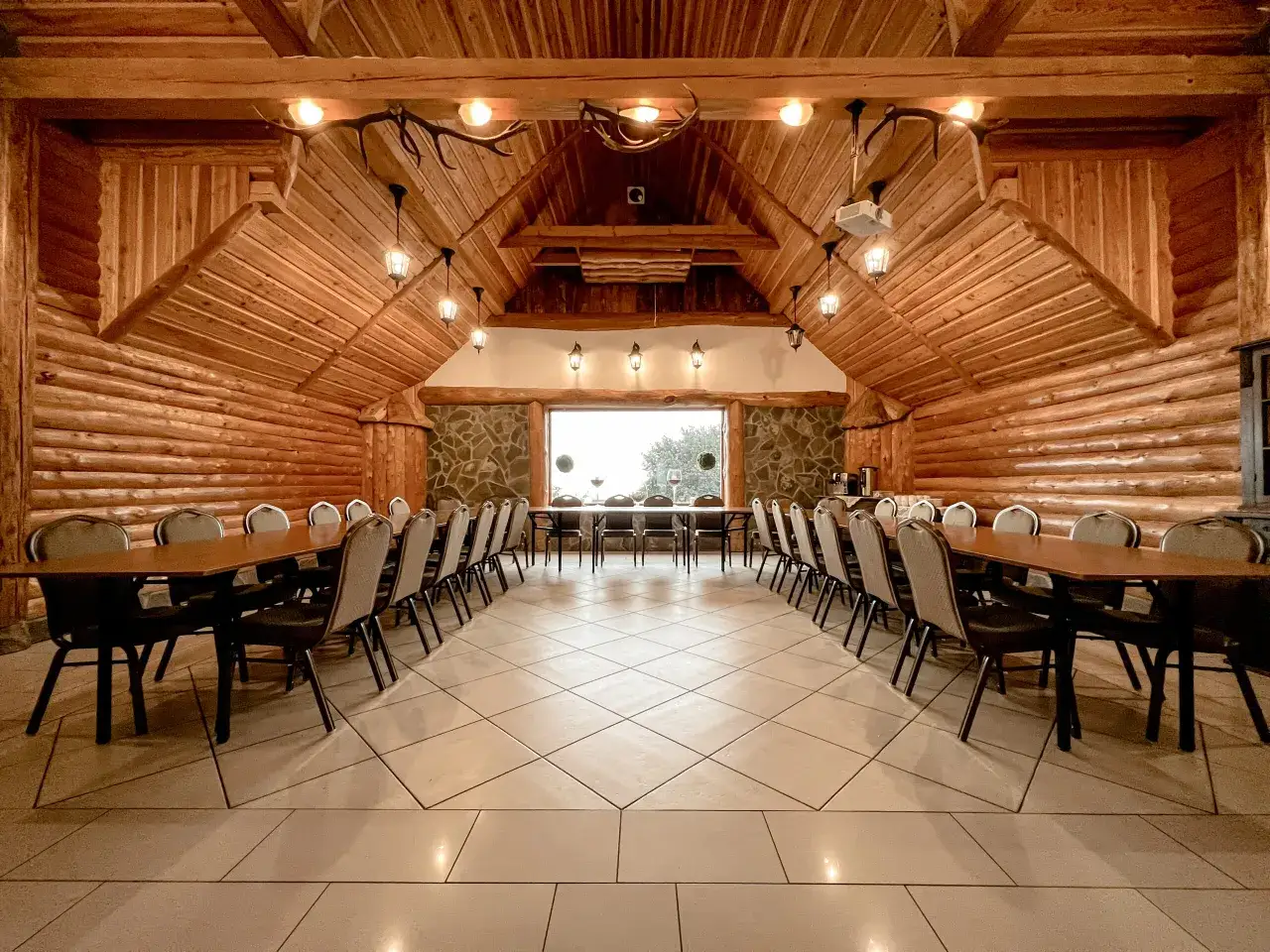 Zdjęcie Bacówka Iwkowa - idealne miejsce na relaks i niezapomniane chwile