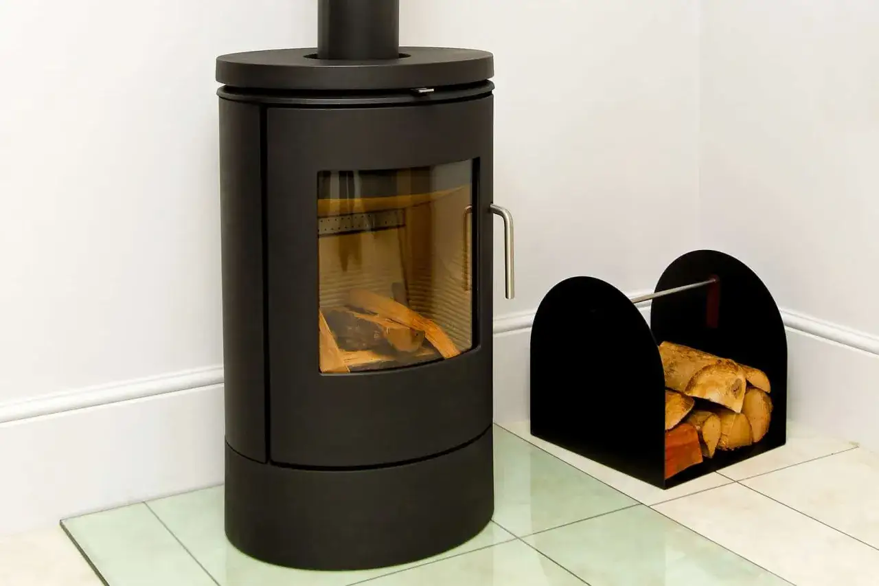 Zdjęcie Jak samodzielnie zainstalować komin do pieca koza w Twoim domu - kompletny poradnik