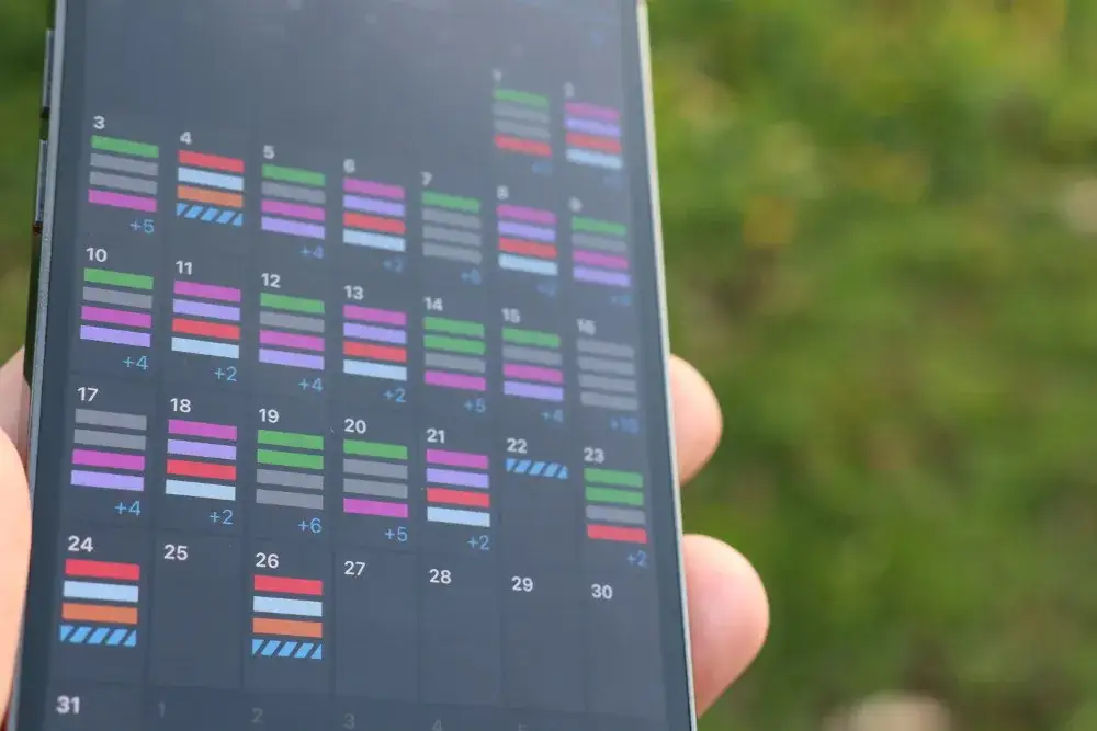 Por&oacute;wnanie funkcji aplikacji sportowych