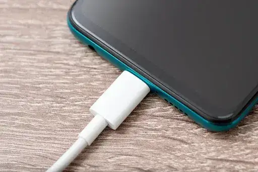 Motorola One objawy zużytej baterii, telefon szybko się rozładowuje