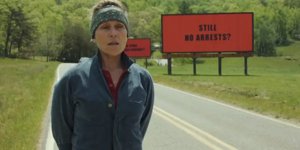 Zdjęcie Trzy billboardy za Ebbing, Missouri - Analiza nagradzanego dramatu