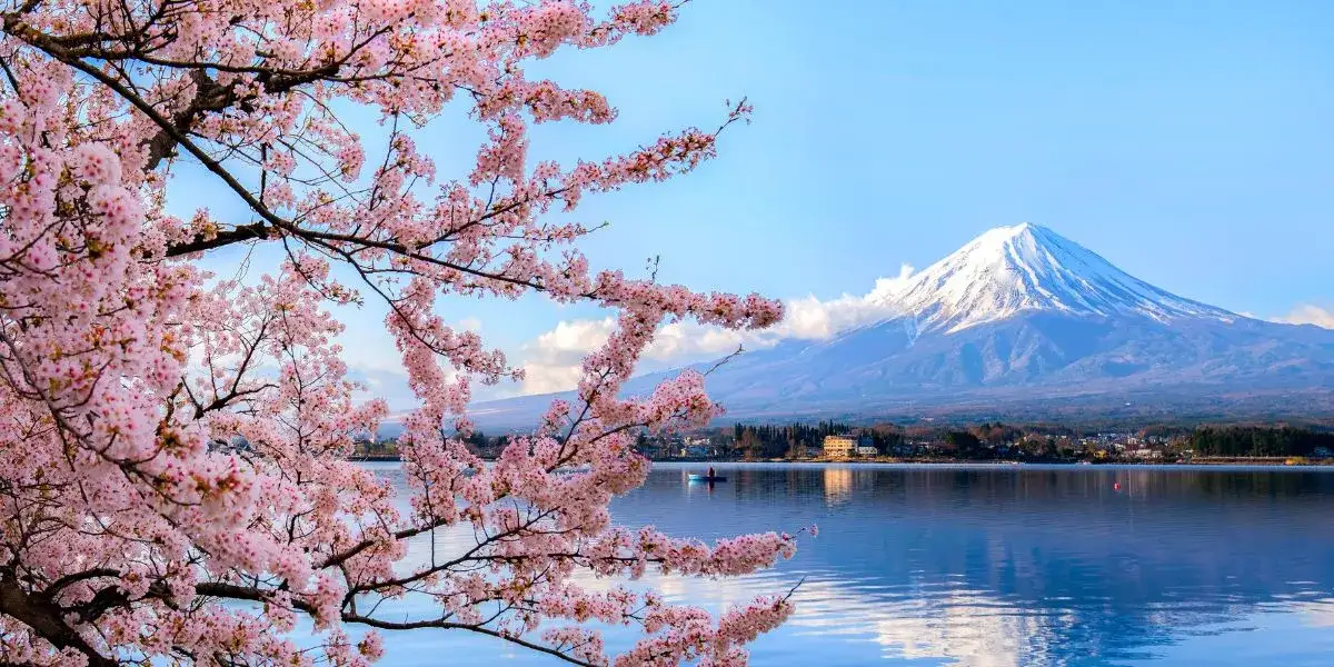 Japonia widoki miasto i natura
