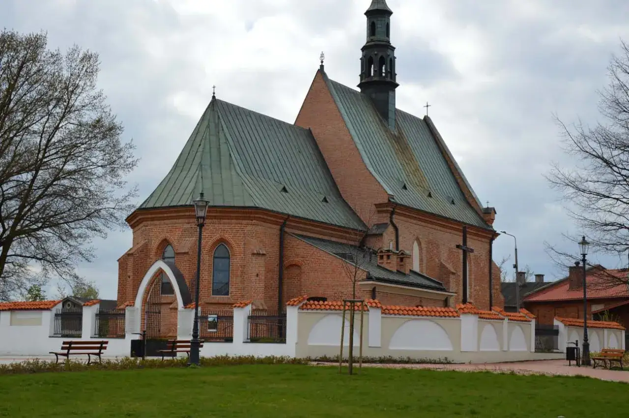 Radom Grodzisko Piotr&oacute;wka kości&oacute;ł św Wacława