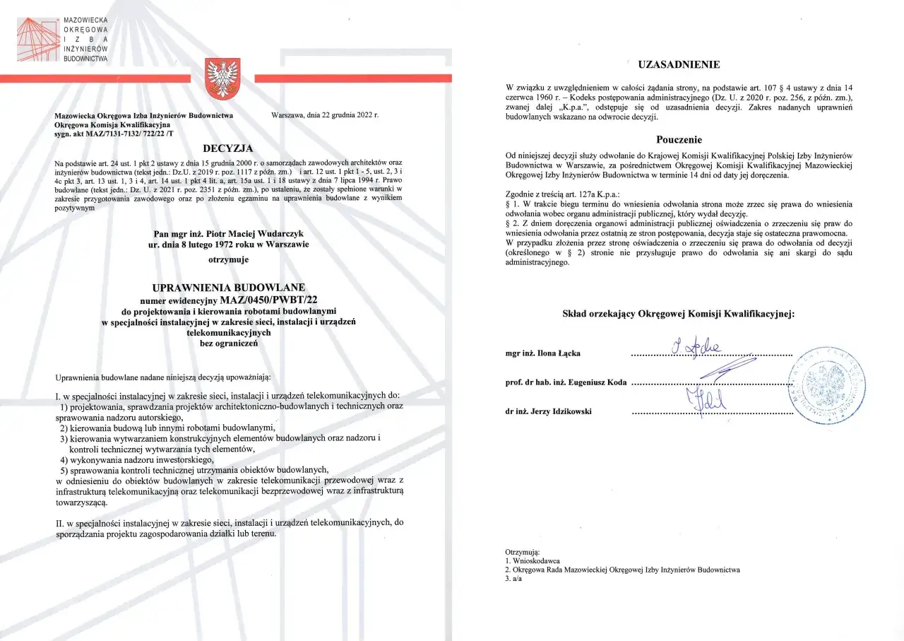 specjaliści z uprawnieniami budowlanymi i instalacyjnymi