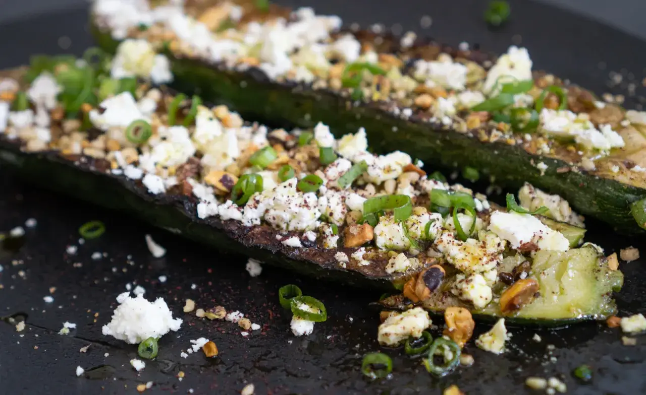 faszerowana cukinia z grilla z serem feta