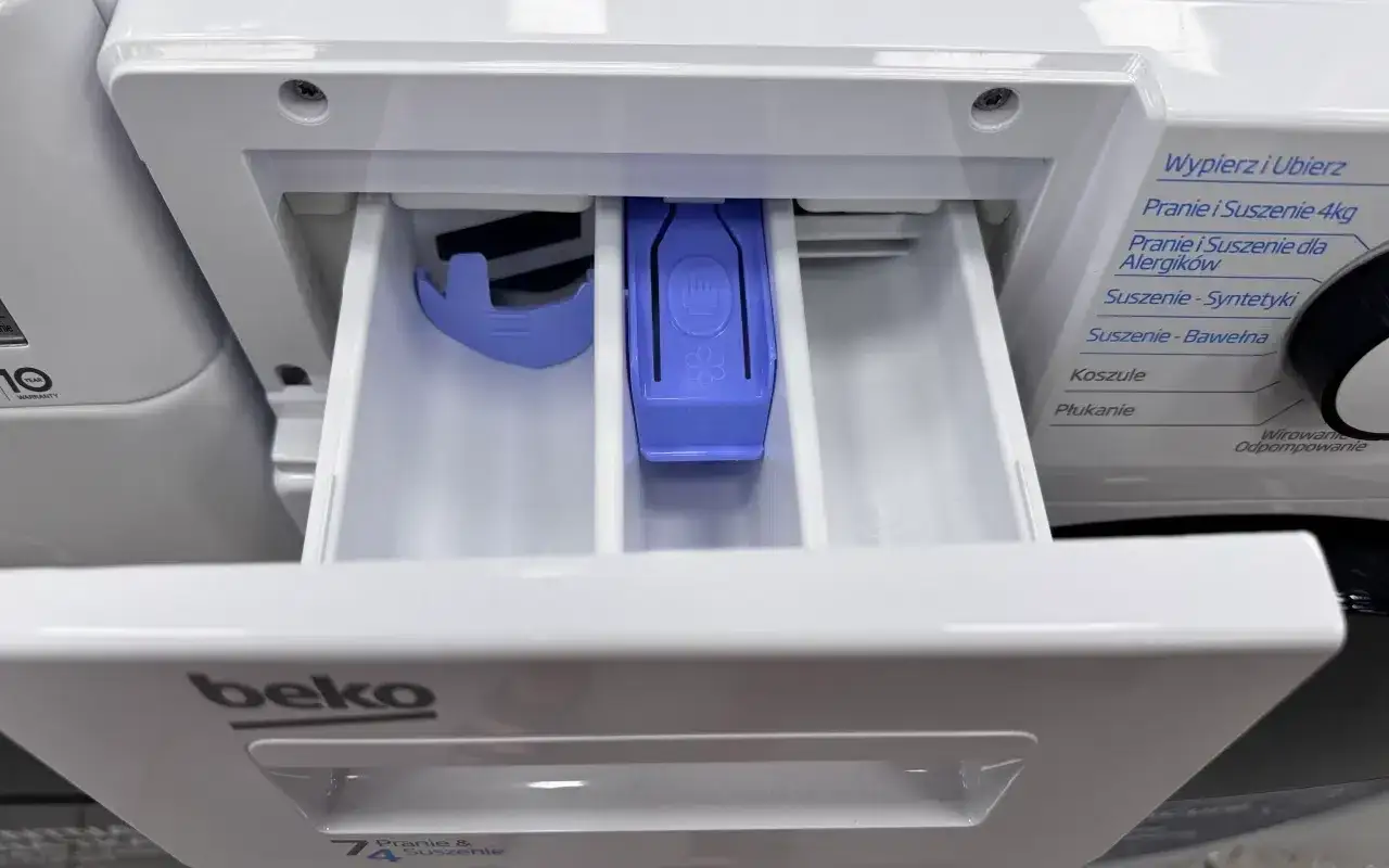 Płytka na żel do prania w szufladzie Beko
